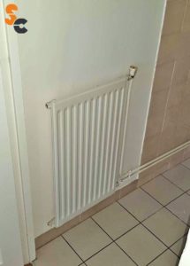 Radiateur blanc mural